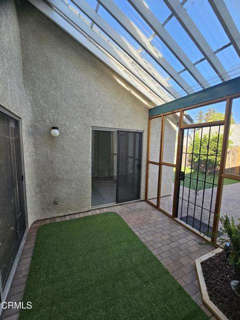 11643 Luanda Street, Lakeview Terrace CA: https://media.crmls.org/mediaz/f7ce1250-3f15-467d-a545-ff852edee3ee.jpg