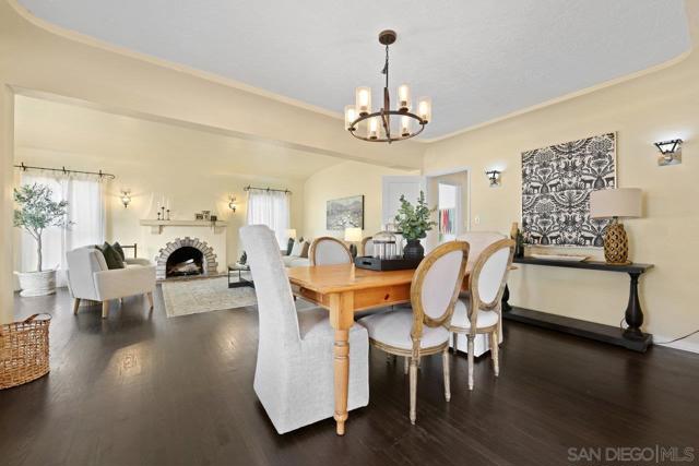 3322 Dumas St, San Diego CA: https://media.crmls.org/mediaz/f7ce3cd6-5b7c-4b47-82d0-d61aef838abb.jpg