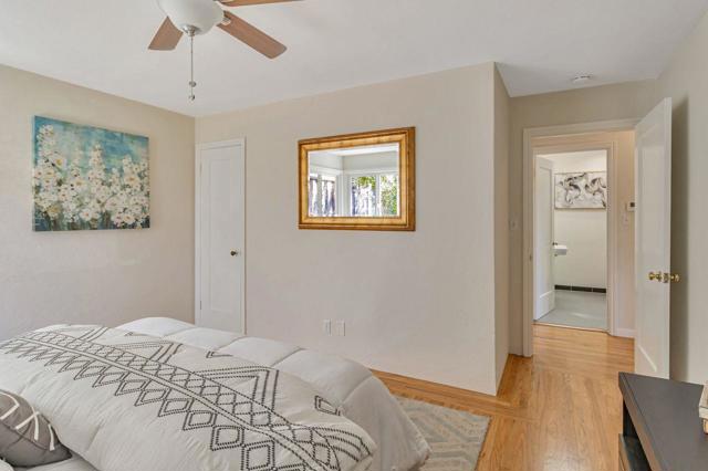 2534 Howard Avenue, San Carlos CA: https://media.crmls.org/mediaz/f7cef625-5020-461f-9276-83a0fd94100e.jpg