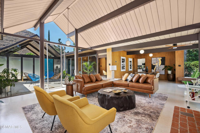 Photo of 1449 N Fordham Avenue, Thousand Oaks, CA 91360