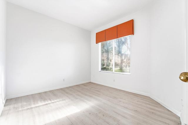 Detail Gallery Image 20 of 32 For 63 Encantado Canyon, Rancho Santa Margarita,  CA 92688 - 2 Beds | 2 Baths