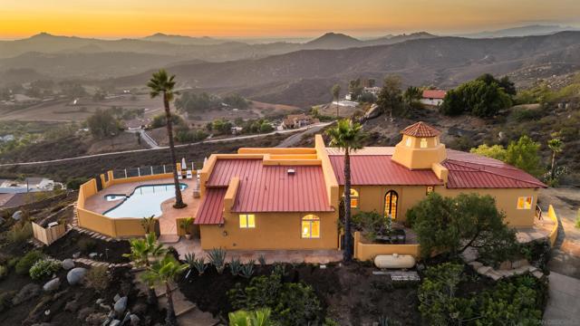 Image 27 of 35 For 3696 Alta Loma Dr