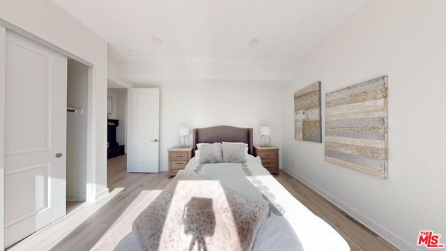 8486 N Camelia, Winnetka CA: https://media.crmls.org/mediaz/f7d45c73-ee0a-4df5-8ba2-b50fc74bbc18.jpg