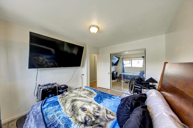 1420 Hilltop Drive, Chula Vista CA: https://media.crmls.org/mediaz/f7d50147-72ee-4b42-b6bf-ab7fd32c3295.jpg