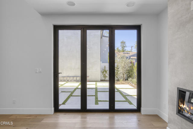 Detail Gallery Image 24 of 32 For 611 W Claremont St, Pasadena,  CA  - 3 Beds | 3 Baths