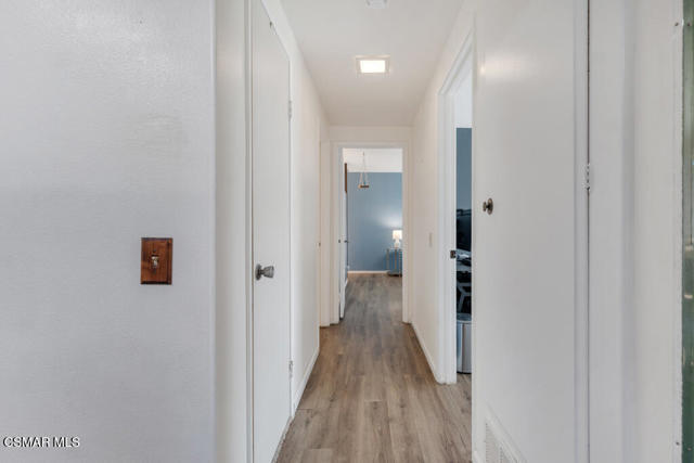 246 W Vineyard Avenue, Oxnard CA: https://media.crmls.org/mediaz/f7d68fb8-f989-4ea8-b0ef-ca84b608da81.jpg