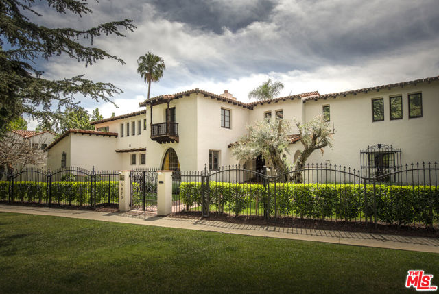 Image 1 of 44 For 5470 Los Feliz Boulevard