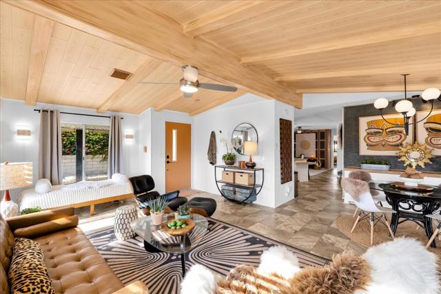 72967 Cabazon Peak Drive, Palm Desert CA: https://media.crmls.org/mediaz/f7d6f6f9-2e30-4620-b9b6-7fe4e3c146b7.jpg