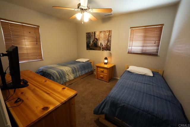 39414 Ruby Lane, Big Bear Lake CA: https://media.crmls.org/mediaz/f7d713df-07a7-4c0f-96a4-224977b53ac9.jpg