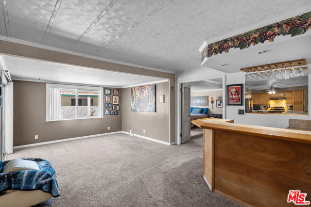21317 Blue Curl Way, Canyon Country CA: https://media.crmls.org/mediaz/f7d7f95c-e93a-4bbc-8266-ef4806e2c24e.jpg