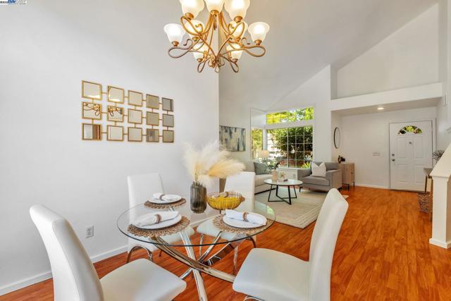 840 Menay Dr, Tracy CA: https://media.crmls.org/mediaz/f7d97b07-5e35-4035-8b04-e33b8c8679f1.jpg