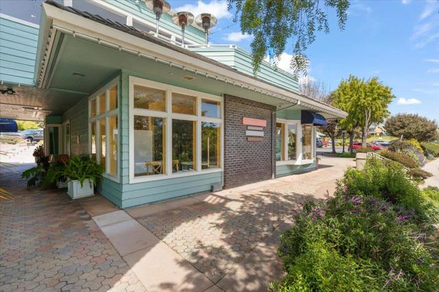 29 Seascape Resort Drive, Aptos CA: https://media.crmls.org/mediaz/f7daefed-1c51-4554-857a-65cff085a92e.jpg