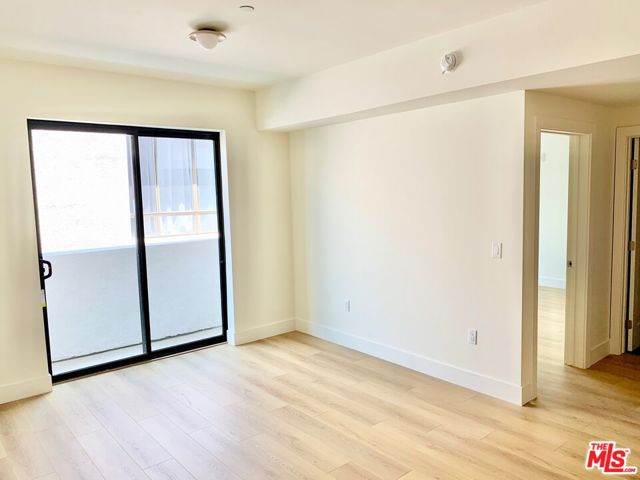 1822 Overland Avenue, Los Angeles CA: https://media.crmls.org/mediaz/f7db03a9-3525-4470-8164-25f0ab4517a1.jpg