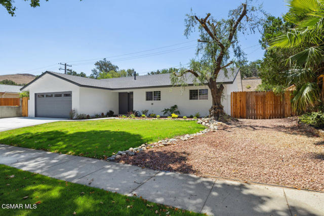 5704 Katherine Street, Simi Valley CA: https://media.crmls.org/mediaz/f7dcb05e-58d8-490a-9a2f-ac9da666422b.jpg