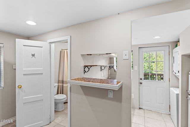 23624 Scenic Drive, Crestline CA: https://media.crmls.org/mediaz/f7dd25d3-6335-4aff-9100-e51ece5cd9ad.jpg