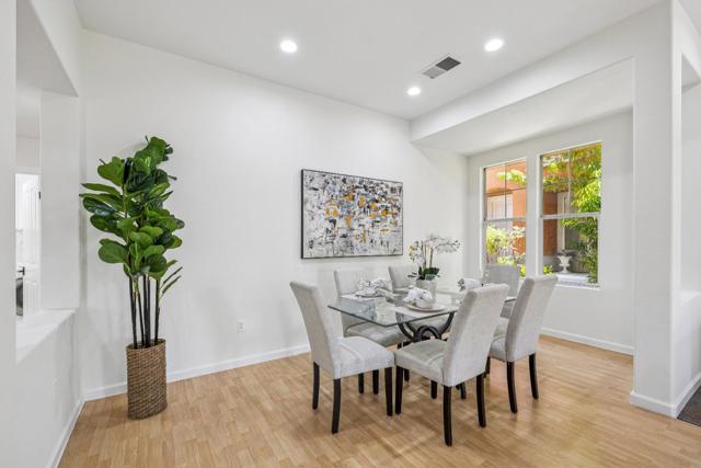 5365 SILVER KNOLL Court, San Jose CA: https://media.crmls.org/mediaz/f7ddd14c-394a-465e-8ee1-1dc3320cd1b0.jpg