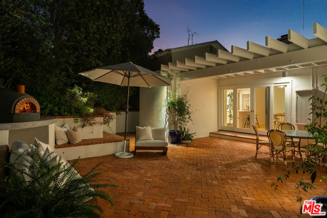 652 Bienveneda Avenue, Pacific Palisades, California 90272, 3 Bedrooms Bedrooms, ,2 BathroomsBathrooms,Single Family Residence,For Sale,Bienveneda,24451429