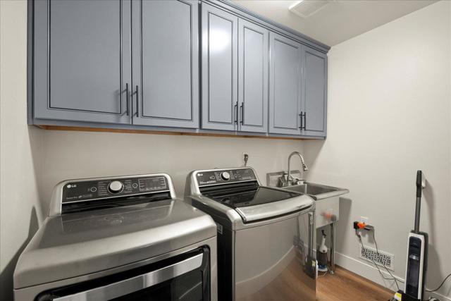 6641 Leyland Park Drive, San Jose CA: https://media.crmls.org/mediaz/f7ded689-463a-4396-a004-60e651eef085.jpg