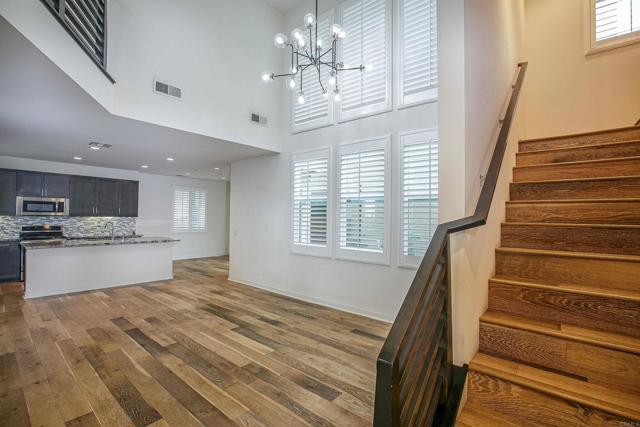 Image 8 of 41 For 2206 Element Way