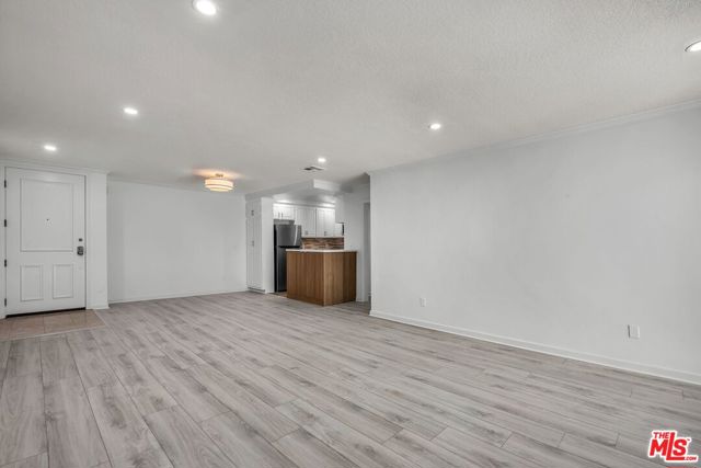 8600 Tuscany Avenue, Playa del Rey CA: https://media.crmls.org/mediaz/f7df91c4-db95-49ce-b8db-1d091009320d.jpg