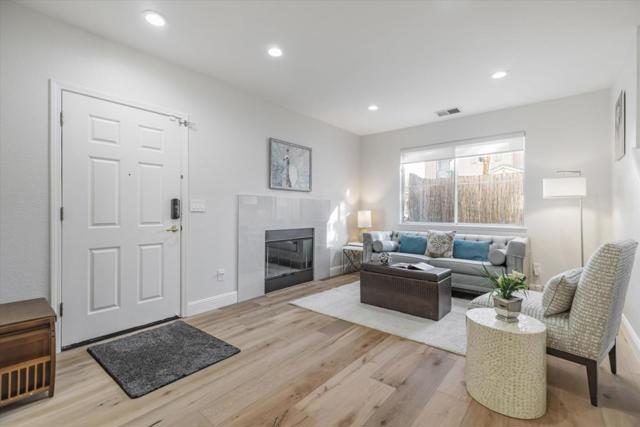 Image 4 of 44 For 3526 Jasmine Circle