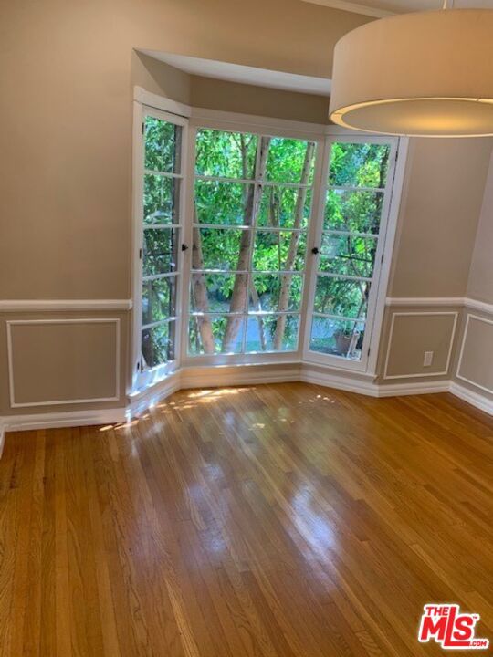1201 S OGDEN Drive, Los Angeles CA: https://media.crmls.org/mediaz/f7dff345-a6c3-415c-80ee-91bb9e1457a0.jpg