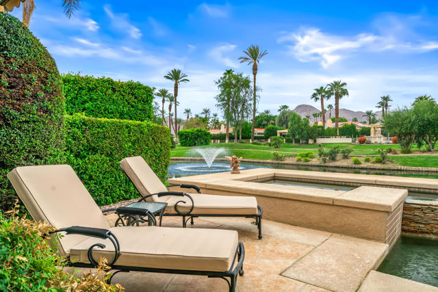 75063 Spyglass Drive, Indian Wells CA: https://media.crmls.org/mediaz/f7e0698d-6dfd-4833-937f-4605652fe74e.jpg