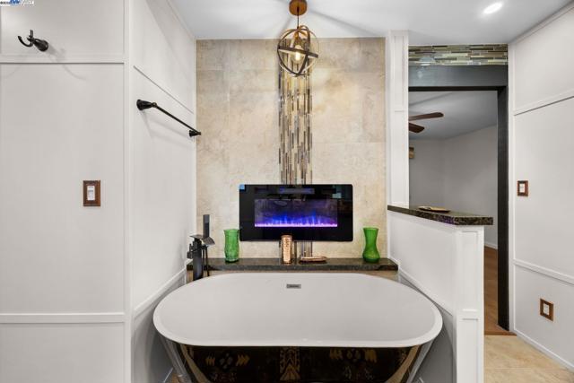 699 Fiesta Place, Hayward CA: https://media.crmls.org/mediaz/f7e0a7a7-6d64-4df1-90bf-4a646b18b200.jpg