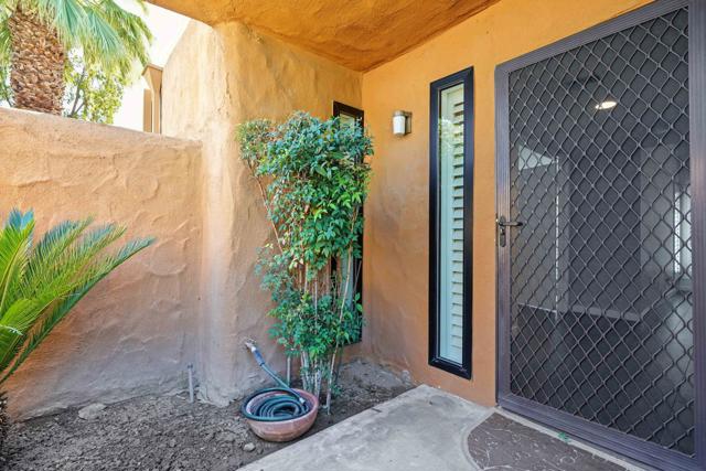 4881 S Winners Circle #B, Palm Springs, CA 92264