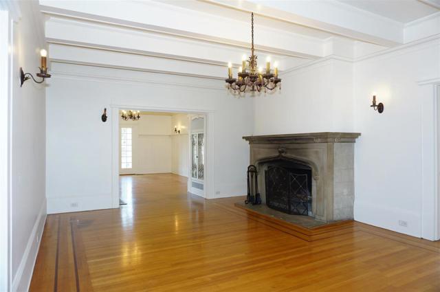 121 E Julian Street, San Jose CA: https://media.crmls.org/mediaz/f7e13c48-75ff-4189-be76-ce4e7179857d.jpg