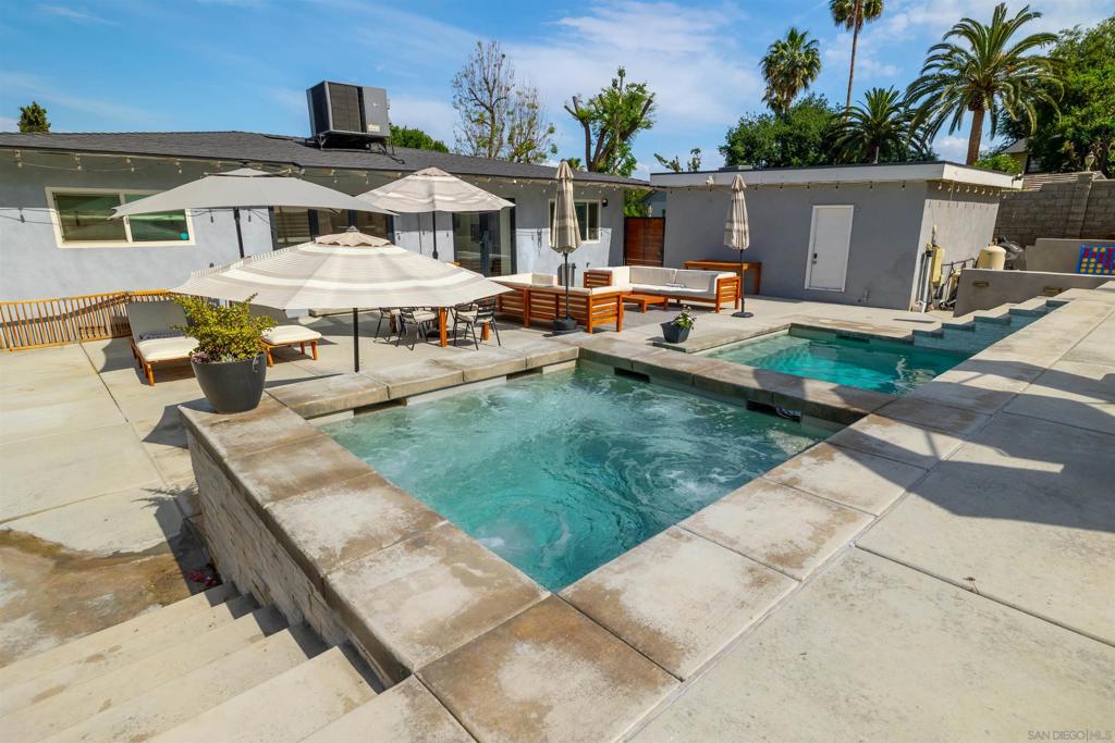 MLS #250027362SD img 28