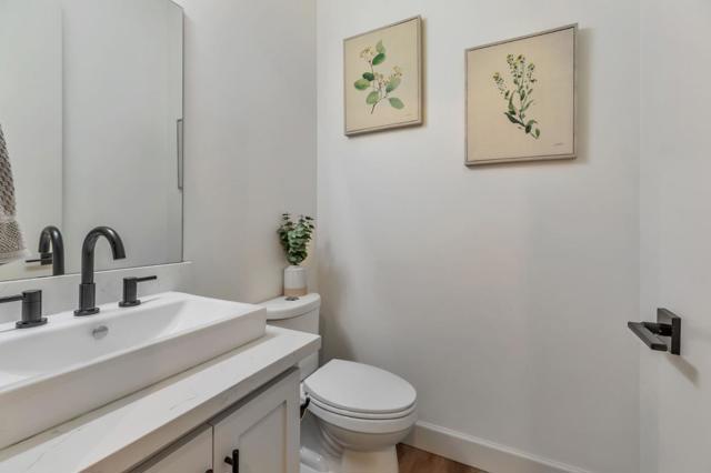 10055 Foothill Avenue, Gilroy CA: https://media.crmls.org/mediaz/f7e3fa0e-ee7d-4f0f-9256-5a83ce505208.jpg