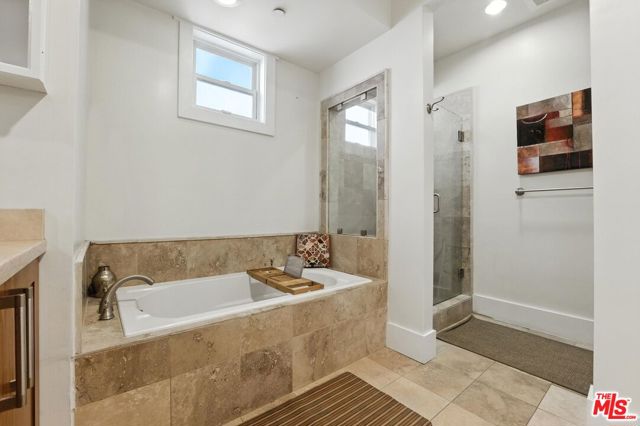 2020 Holly Drive, Los Angeles CA: https://media.crmls.org/mediaz/f7e414a7-28fc-4ec1-9690-81de4a16ea32.jpg