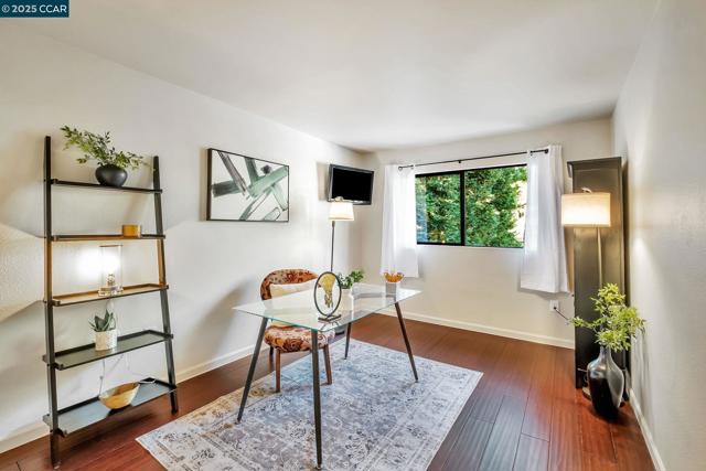 154 Turnberry Way, Vallejo CA: https://media.crmls.org/mediaz/f7e5de30-da7f-4d45-a62c-c4da5ae7f3b7.jpg