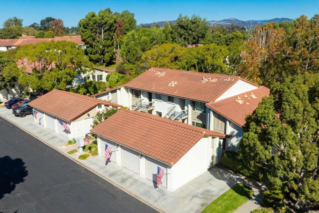 Detail Gallery Image 17 of 23 For 1982 Fairlee Dr, Encinitas,  CA 92024 - 2 Beds | 2 Baths