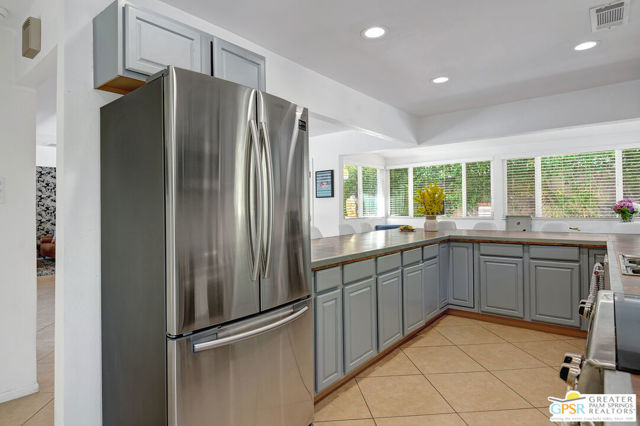 830 N Riverside Drive, Palm Springs CA: https://media.crmls.org/mediaz/f7e84f85-23b4-4144-ad48-9cb8ab512964.jpg