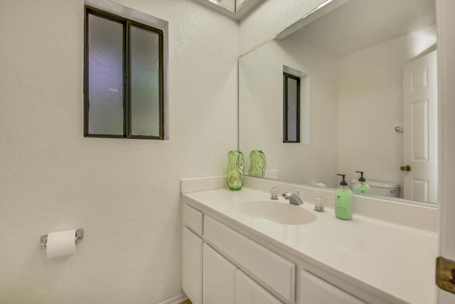 11 POWDER ROOM MLS
