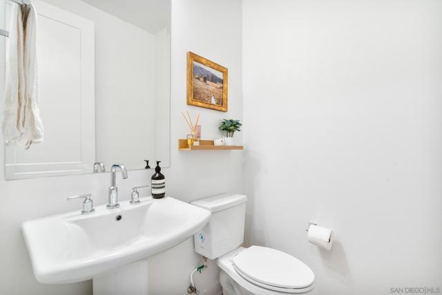 1987 Gila Glen, Escondido CA: https://media.crmls.org/mediaz/f7eaa7d8-320a-47ea-b35b-4909db64b2f2.jpg
