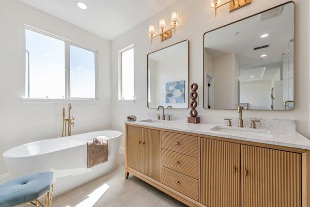 36397 Dijon Drive, Newark CA: https://media.crmls.org/mediaz/f7eaaf05-ce5b-4d69-b489-4b60467253ee.jpg