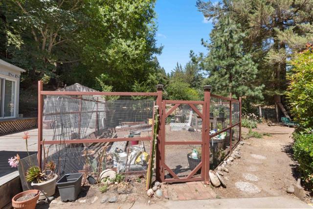 2510 Bean Creek Road, Scotts Valley CA: https://media.crmls.org/mediaz/f7eb6fe9-6a10-431e-accc-13906e4be25b.jpg