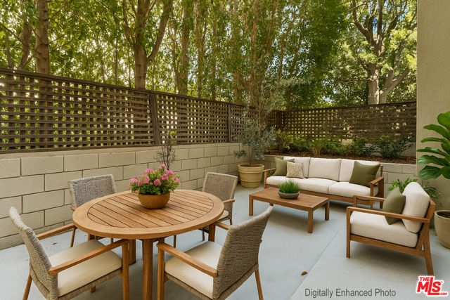 874 Hammond Street, West Hollywood CA: https://media.crmls.org/mediaz/f7eb90a6-a0c8-464c-a635-67715174b54d.jpg