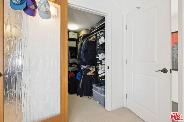 1150 S Oxford Avenue, Los Angeles CA: https://media.crmls.org/mediaz/f7ec7f3a-adaf-4584-ae8b-82a439ddf157.jpg