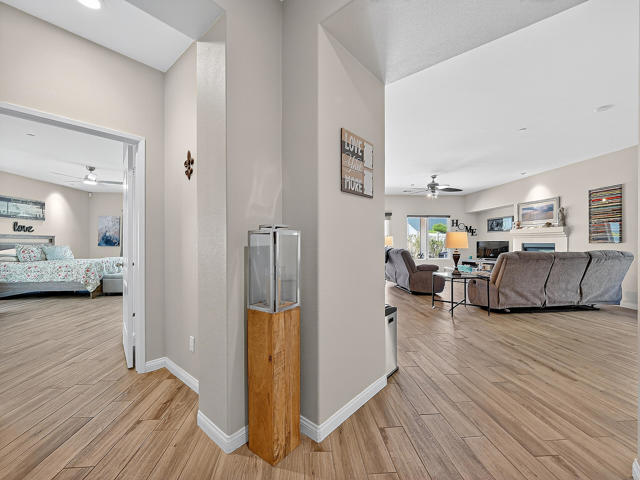 Image 16 of 40 For 64134 Van Horn Mountain Street