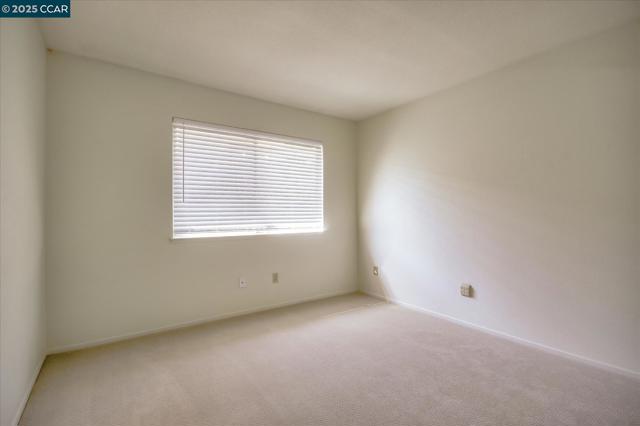 5070 E Lakeshore Drive, San Ramon CA: https://media.crmls.org/mediaz/f7ece4cc-7cc2-4a27-815c-1073e44a76d9.jpg