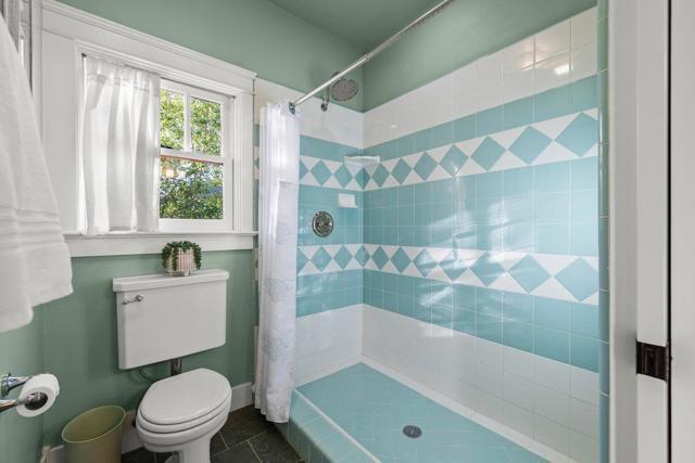 385 Miramar Drive, Half Moon Bay CA: https://media.crmls.org/mediaz/f7ee40a4-7edf-41d4-a464-1b865d90fe23.jpg