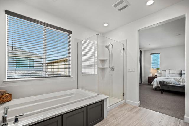 2721 Parkview Way, Marina CA: https://media.crmls.org/mediaz/f7efa42f-0af6-484c-ad2b-7065e28c4fbc.jpg