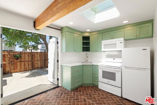 3156 W 74th Street, Los Angeles CA: https://media.crmls.org/mediaz/f7eff825-cdd2-48b5-9603-6a283820f010.jpg