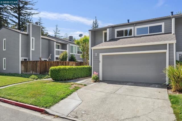 250 Ashley Circle, Danville CA: https://media.crmls.org/mediaz/f7f06a3e-bf67-467c-86ce-3694119af438.jpg