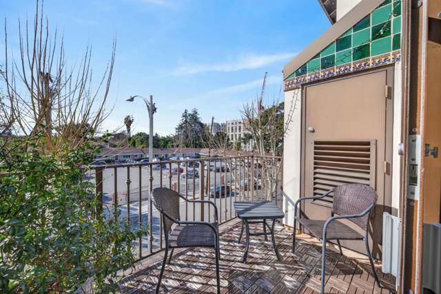 925 The Alameda, San Jose CA: https://media.crmls.org/mediaz/f7f07c80-3b0d-4787-b671-a6096f16209f.jpg