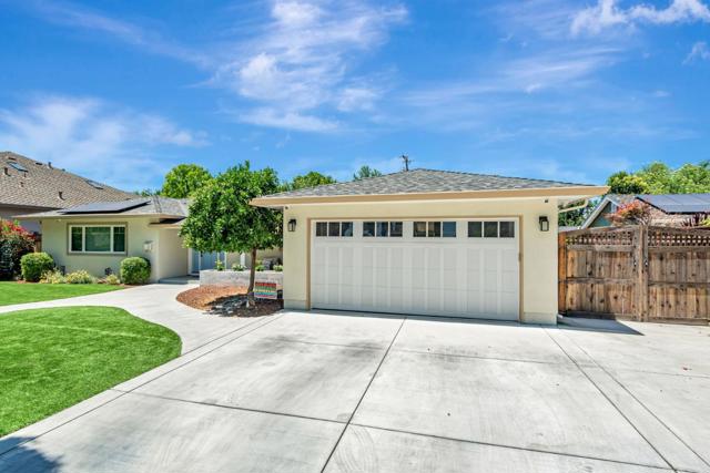 1151 Doralee Way, San Jose CA: https://media.crmls.org/mediaz/f7f097f5-d117-457c-b69b-9bca4544085c.jpg